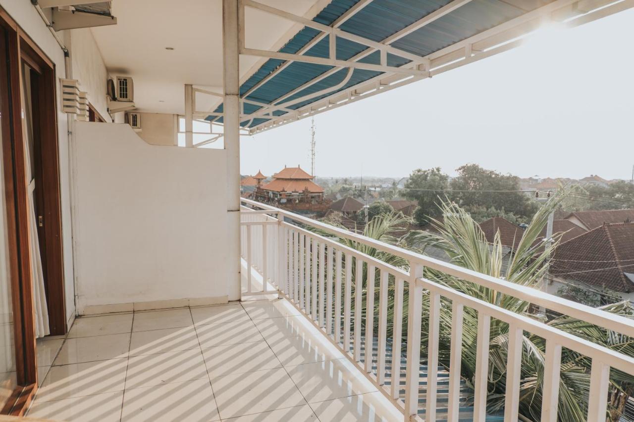 Liong Guest House Canggu Buitenkant foto