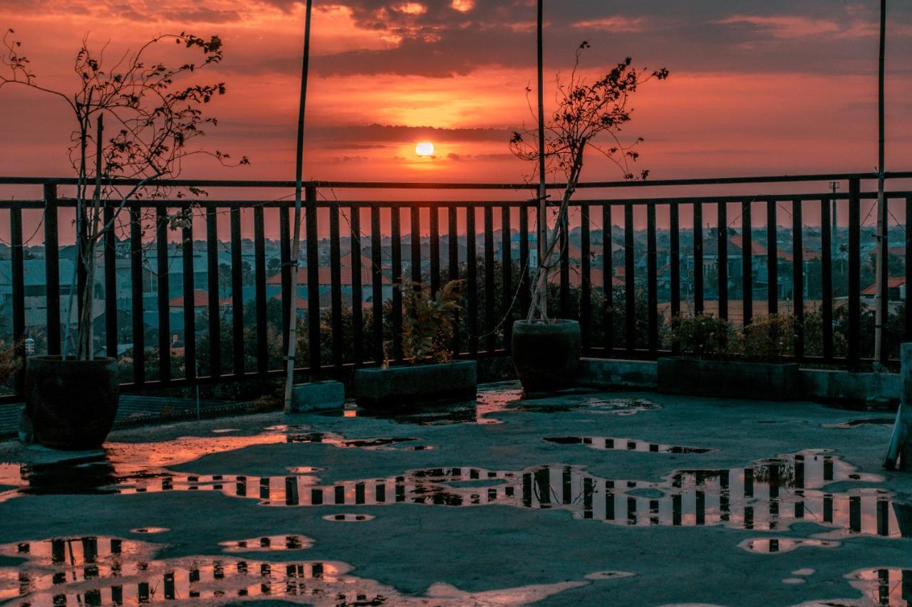 Liong Guest House Canggu Buitenkant foto