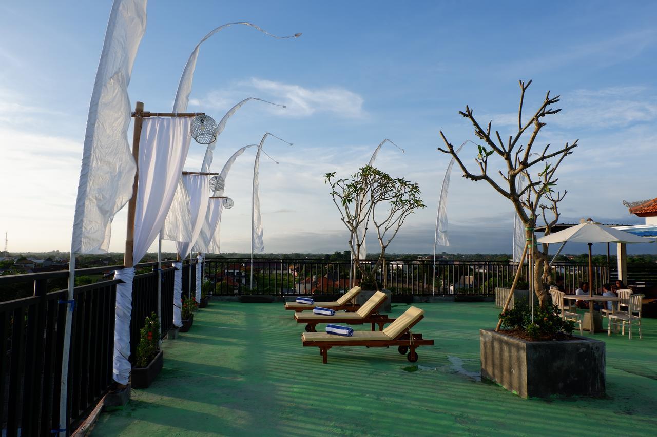 Liong Guest House Canggu Buitenkant foto